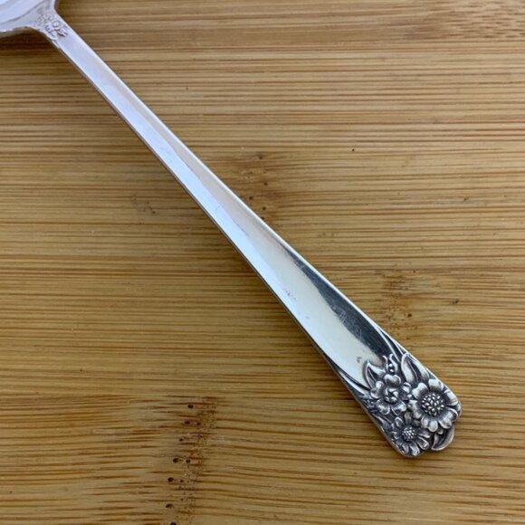 Rogers & Son IS April Silverplate 4 Teaspoons Vintage Flatware Replacement 50s - Picture 3 of 4